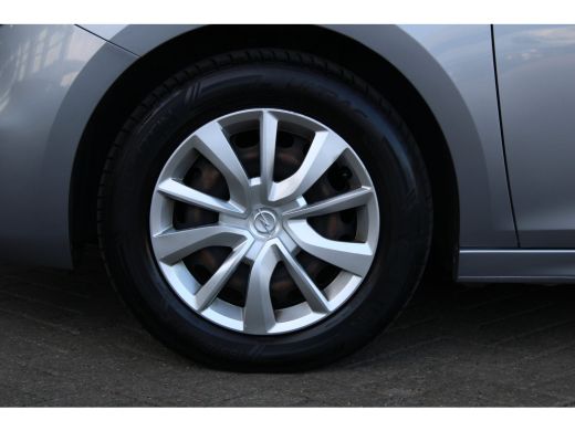 Opel Corsa 1.2 Edition | Navigatie | Parkeersensoren achter | Apple Carplay/ Android Auto | ActivLease financial lease