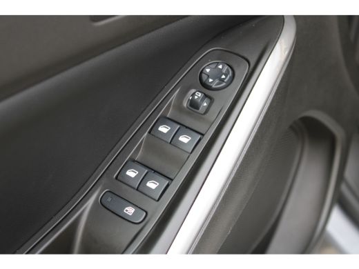 Opel Grandland 1.6 Turbo Plug-In GS-LINE PHEV NAVI CAMERA TREKHAAK 39000KM!!! ActivLease financial lease