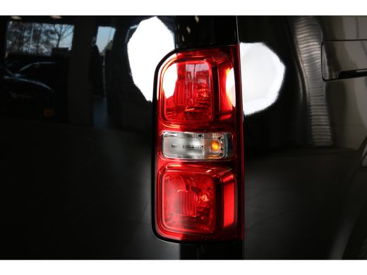 Opel Vivaro-e Standaard - Electric | STX | Stoel-stuurverwarming | LED | Achteruitrijcamera | PDC | ActivLease financial lease