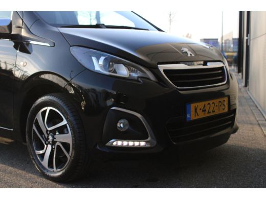 Peugeot 108 1.0 e-VTi Allure | Navi by app | Climate control | Camera | LED | Mistlampen | Lichtmetaal | 41.5... ActivLease financial lease