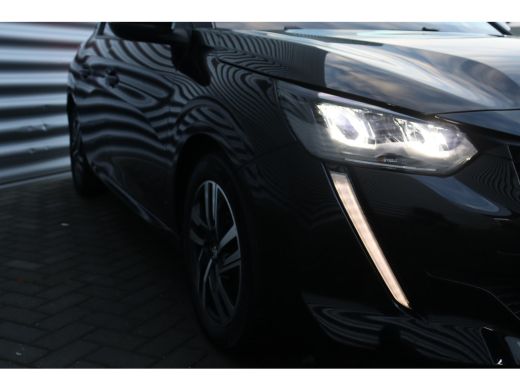 Peugeot 208 1.2 PURETECH 100PK ALLURE PACK / NAVI / LEDER / CLIMA / FULL-LED / PDC / CAMERA / 16" LMV / KEYLE... ActivLease financial lease