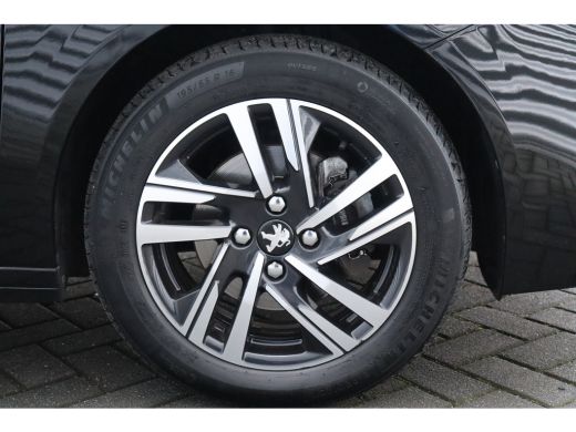 Peugeot 208 1.2 PURETECH 100PK ALLURE PACK / NAVI / LEDER / CLIMA / FULL-LED / PDC / CAMERA / 16" LMV / KEYLE... ActivLease financial lease