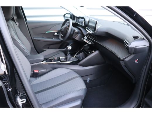 Peugeot 208 1.2 PURETECH 100PK ALLURE PACK / NAVI / LEDER / CLIMA / FULL-LED / PDC / CAMERA / 16" LMV / KEYLE... ActivLease financial lease