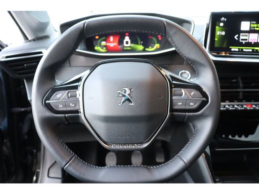 Peugeot 208 1.2 PURETECH 100PK ALLURE PACK / NAVI / LEDER / CLIMA / FULL-LED / PDC / CAMERA / 16" LMV / KEYLE... ActivLease financial lease