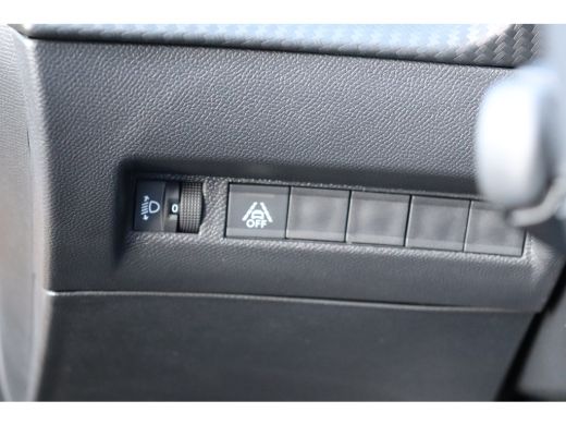 Peugeot 208 1.2 PURETECH 100PK ALLURE PACK / NAVI / LEDER / CLIMA / FULL-LED / PDC / CAMERA / 16" LMV / WINTE... ActivLease financial lease