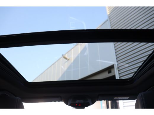 Peugeot 3008 1.6 HYBRID 225PK GT PACK AUTOMAAT / NAVI / LEDER / CLIMA / AGR / PDC / 19" LMV / CAMERA / PANO. D... ActivLease financial lease