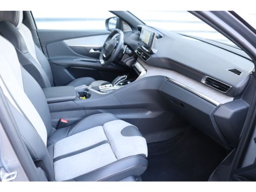 Peugeot 3008 1.6 HYBRID 225PK GT PACK AUTOMAAT / NAVI / LEDER / CLIMA / AGR / PDC / 19" LMV / CAMERA / PANO. D... ActivLease financial lease