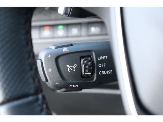 Peugeot 3008 1.6 HYBRID 225PK GT PACK AUTOMAAT / NAVI / LEDER / CLIMA / AGR / PDC / 19" LMV / CAMERA / PANO. D... ActivLease financial lease