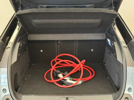 Peugeot 3008 1.6 plug-in Hybrid 195 GT Alcantara | Panoramadak | Stoelverwarming+Massage | Camera V+A | Apple ... ActivLease financial lease