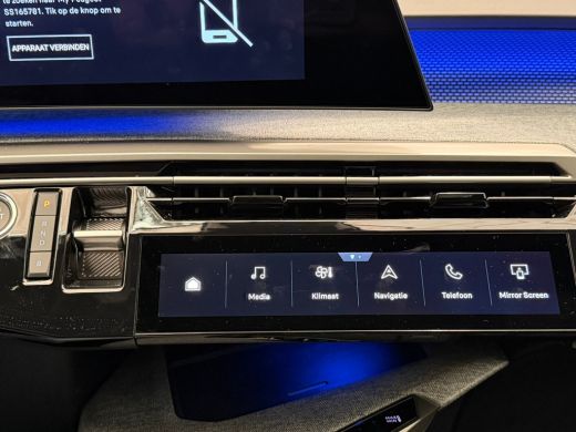 Peugeot 3008 1.6 plug-in Hybrid 195 GT Alcantara | Panoramadak | Stoelverwarming+Massage | Camera V+A | Apple ... ActivLease financial lease