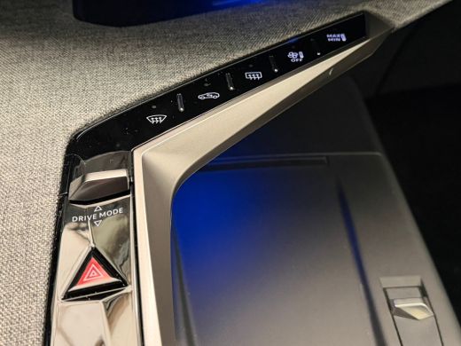 Peugeot 3008 1.6 plug-in Hybrid 195 GT Alcantara | Panoramadak | Stoelverwarming+Massage | Camera V+A | Apple ... ActivLease financial lease