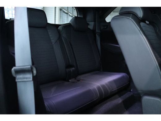 Peugeot 5008 1.2 Hybrid 145 GT | Adapt. Cruise | 7-Pers | Stoel+Stuurverwarming | Camera | Navi | Carplay | El... ActivLease financial lease