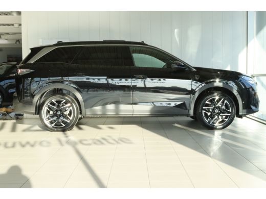 Peugeot 5008 GT | Adaptieve cruise control met Stop&Go functie | LED 3D-achterlichten | Pack Safety Plus ActivLease financial lease