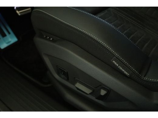 Peugeot 5008 GT | Adaptieve cruise control met Stop&Go functie | LED 3D-achterlichten | Pack Safety Plus ActivLease financial lease