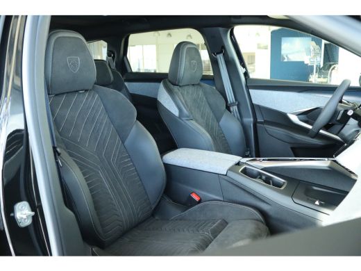 Peugeot 5008 GT | Adaptieve cruise control met Stop&Go functie | LED 3D-achterlichten | Pack Safety Plus ActivLease financial lease