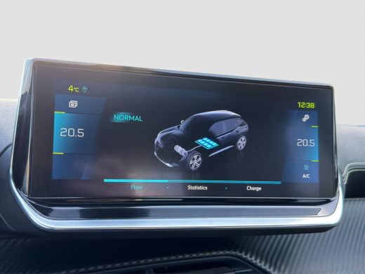 Peugeot e-2008 EV GT Pack 50 kWh Panoramadak | Voorruit+stoel verwarming | Camera | Full LED | ActivLease financial lease