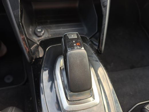 Peugeot e-208 EV GT 350 50 kWh 3 Fase | Stoelverwarming | Keyless |  Full LED | Camera | ActivLease financial lease