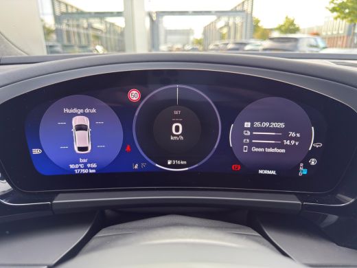 Porsche Macan Turbo 100 kWh | Lederen bekleding | Lichtmetalen velgen 22" | Multimedia scherm passagier ActivLease financial lease