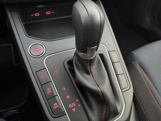 Seat Ibiza 1.0 EcoTSI FR | LED | ACC | Carplay | Camera | PDC | Climate | ActivLease financial lease