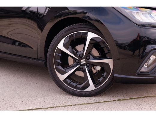 Seat Ibiza 1.0 EcoTSI FR | LED | ACC | Carplay | Camera | PDC | Climate | ActivLease financial lease