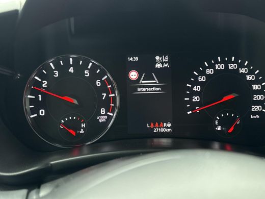 Suzuki Swift 1.2 Select Smart Hybrid GEEN AFLEVERKOSTEN | Parkeersensoren achter | Stoelverwarming | Adaptieve... ActivLease financial lease