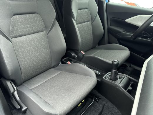 Suzuki Swift 1.2 Select Smart Hybrid GEEN AFLEVERKOSTEN | Parkeersensoren achter | Stoelverwarming | Adaptieve... ActivLease financial lease