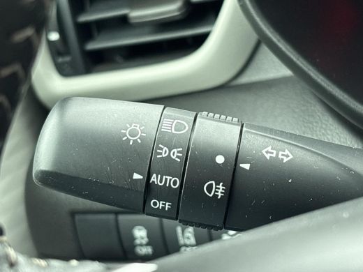 Suzuki Swift 1.2 Select Smart Hybrid GEEN AFLEVERKOSTEN | Parkeersensoren achter | Stoelverwarming | Adaptieve... ActivLease financial lease