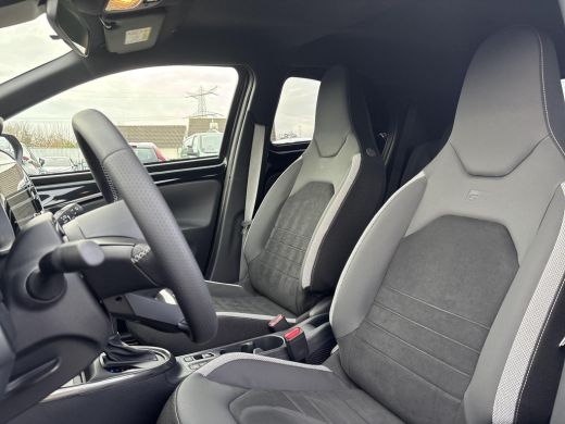 Toyota Aygo Hybrid 115 GR Sport | Navigatie | Apple CarPlay/Android auto | Achteruitrijcamera ActivLease financial lease