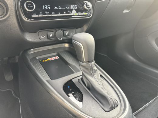 Toyota Aygo Hybrid 115 GR Sport | Navigatie | Apple CarPlay/Android auto | Achteruitrijcamera ActivLease financial lease