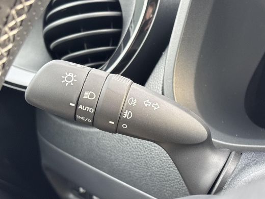 Toyota Aygo Hybrid 115 GR Sport | Navigatie | Apple CarPlay/Android auto | Achteruitrijcamera ActivLease financial lease