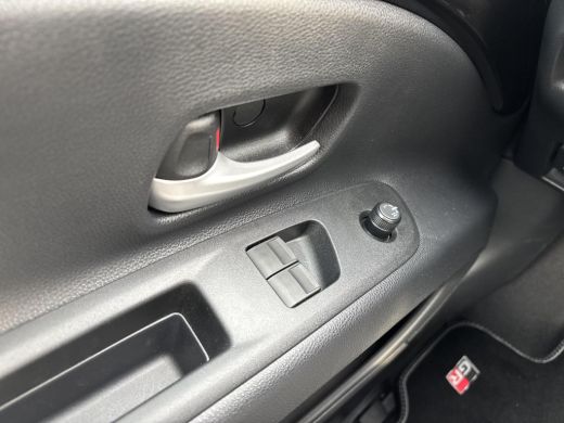 Toyota Aygo Hybrid 115 GR Sport | Navigatie | Apple CarPlay/Android auto | Achteruitrijcamera ActivLease financial lease