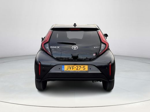 Toyota Aygo Hybrid 115 GR Sport | Navigatie | Apple CarPlay/Android auto | Achteruitrijcamera ActivLease financial lease