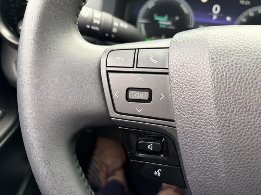 Toyota C-HR 1.8 Hybrid 140 First Edition ActivLease financial lease