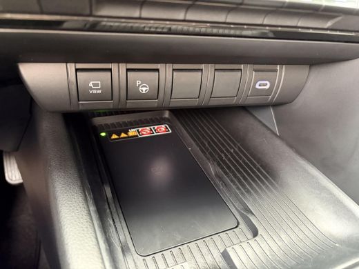 Toyota C-HR 1.8 Hybrid 140 First Edition ActivLease financial lease