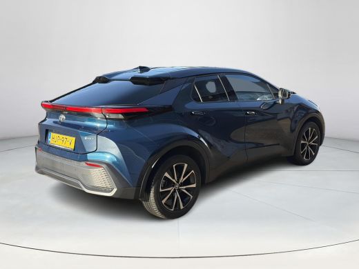 Toyota C-HR 1.8 Hybrid 140 First Edition ActivLease financial lease