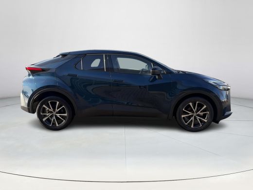 Toyota C-HR 1.8 Hybrid 140 First Edition ActivLease financial lease
