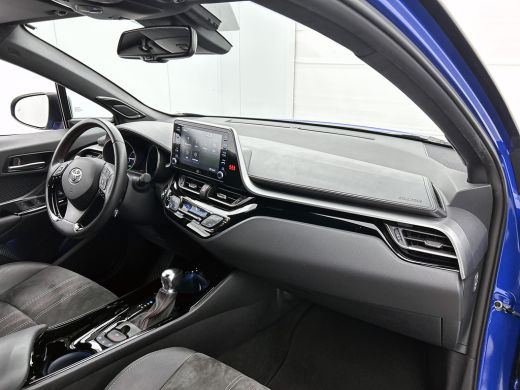 Toyota C-HR 2.0 Hybrid GR-Sport / Pdc+Camera / Airco-ecc./ Navigatie / Xenon / 1/2 Leder / Radio multimedia /... ActivLease financial lease