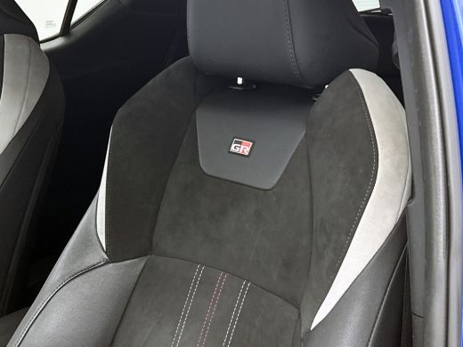 Toyota C-HR 2.0 Hybrid GR-Sport / Pdc+Camera / Airco-ecc./ Navigatie / Xenon / 1/2 Leder / Radio multimedia /... ActivLease financial lease