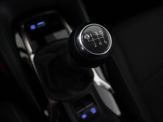 Toyota Corolla 1.2 Turbo Active | Camera | Adaptive cruise | Carplay | Navigatie | Full LED | Climate control | ... ActivLease financial lease