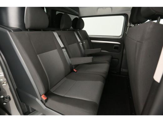 Toyota ProAce 2.0 D-4D L3H1 | 145PK | DC | 6-Zits | Airco | Camera | Carplay | Trekh. | Cruise | Parkeersens. ActivLease financial lease