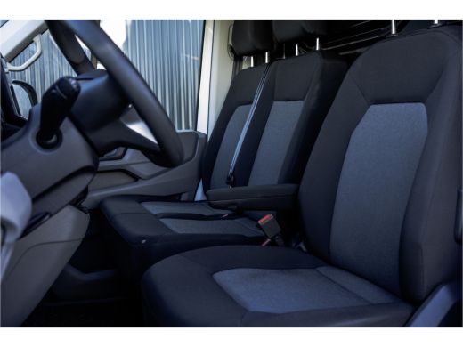 Volkswagen Crafter 2.0 TDI L3H3 Trendline | Facelift | 140PK | Carplay | Navi | Cruise | Airco | Trekhaak ActivLease financial lease