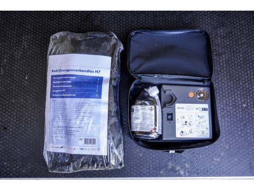 Volkswagen Crafter 2.0 TDI L3H3 Trendline | Facelift | 140PK | Carplay | Navi | Cruise | Airco | Trekhaak ActivLease financial lease