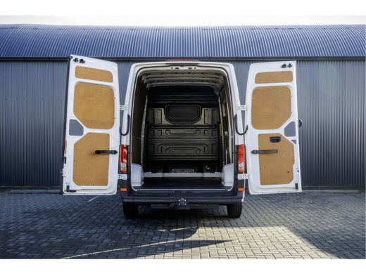 Volkswagen Crafter 2.0 TDI L3H3 Trendline | Facelift | 140PK | Carplay | Navi | Cruise | Airco | Trekhaak ActivLease financial lease
