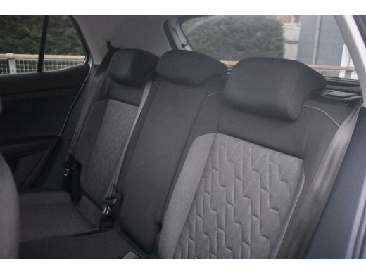 Volkswagen T-Cross 1.0 TSI 115PK Life Edition | STOELVERW. | CAMERA | NAVIGATIE | ALL SEASSON | FULL LED | 17 INCH |... ActivLease financial lease