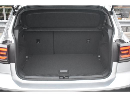 Volkswagen T-Cross 1.0 TSI 115PK Life Edition | STOELVERW. | CAMERA | NAVIGATIE | ALL SEASSON | FULL LED | 17 INCH |... ActivLease financial lease