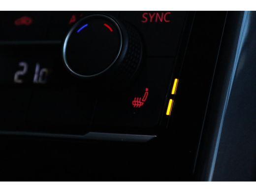 Volkswagen T-Cross 1.0 TSI Style DSG | Adapt. Cruise | Stoelverwarming | LED | PDC | Navi | Carplay | Climate | Dode... ActivLease financial lease