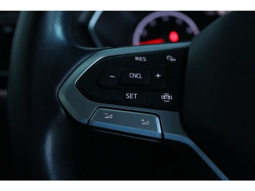 Volkswagen T-Cross 1.0 TSI Style DSG | Adapt. Cruise | Stoelverwarming | LED | PDC | Navi | Carplay | Climate | Dode... ActivLease financial lease