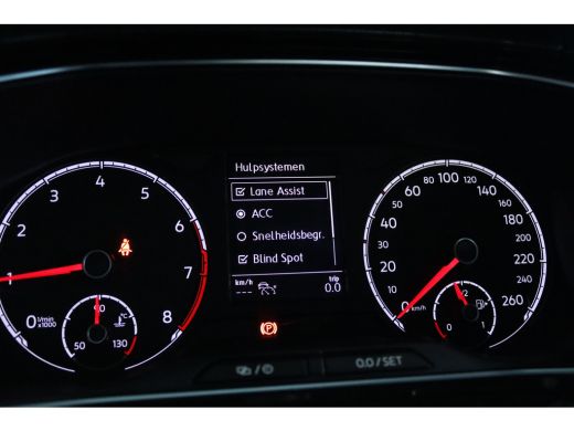 Volkswagen T-Cross 1.0 TSI Style DSG | Adapt. Cruise | Stoelverwarming | LED | PDC | Navi | Carplay | Climate | Dode... ActivLease financial lease