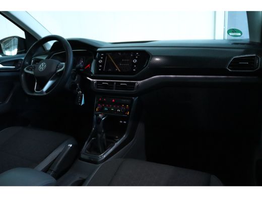 Volkswagen T-Cross 1.0 TSI Style DSG | Adapt. Cruise | Stoelverwarming | LED | PDC | Navi | Carplay | Climate | Dode... ActivLease financial lease