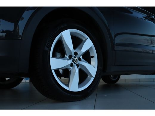 Volkswagen T-Cross 1.0 TSI Style DSG | Adapt. Cruise | Stoelverwarming | LED | PDC | Navi | Carplay | Climate | Dode... ActivLease financial lease